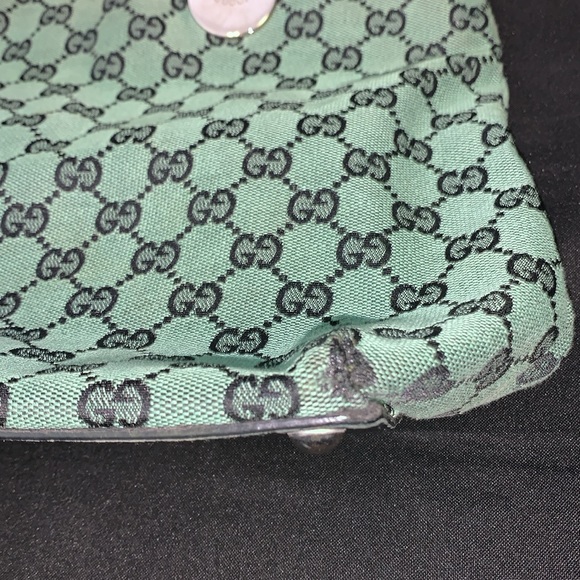 Gucci purse - Picture 4 of 6